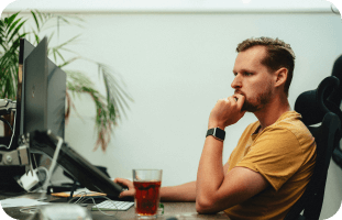 Man balancing work responsibilities with Myasthenia Gravis